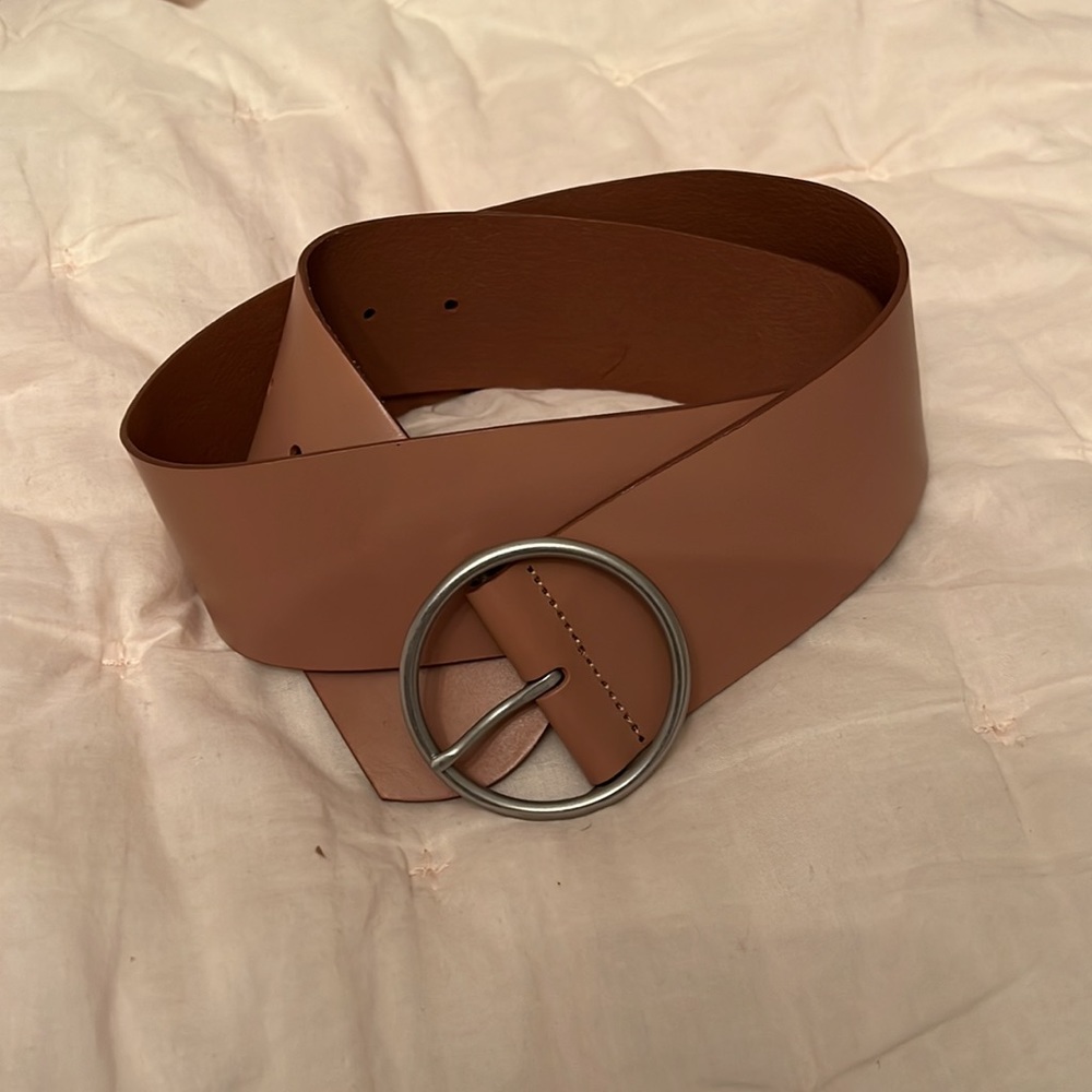 Gap cow leather belt